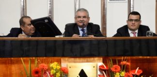 Coronel apresenta parecer jurídico e define destinos das CPIs da Fonte Nova e das Obras da Barra na Assembleia