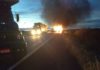 Bandidos assaltam e explodem carro-forte no norte da Bahia; homem é morto durante ação