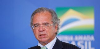 Eduardo Leite usa Paulo Guedes como ‘desculpa’ para voto em Bolsonaro em 2018
