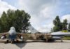 Dois caças F-16 ucranianos teriam sido atingidos em ataque russo a base na Ucrânia