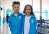 Qualidade da Educação de Luís Eduardo Magalhães vira referência na Bahia Alunos contam com kits de uniformes escolares com cinco peças - Foto: Divulgação