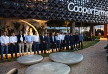 LEM: Jerônimo Rodrigues destaca fortalecimento da agroindústria durante visita à Cooperfarms