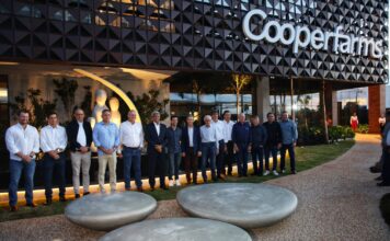 LEM: Jerônimo Rodrigues destaca fortalecimento da agroindústria durante visita à Cooperfarms