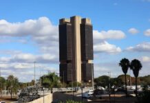 BC corta juros em 0,25 ponto, a 14,5%, mas vê inflação se afastar da meta