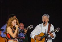 Multidão lota Copacabana para assistir a ensaio de Shakira