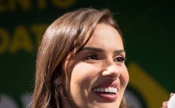 Cinthya Marabá lança pré-candidatura a deputada estadual em Luís Eduardo Magalhães